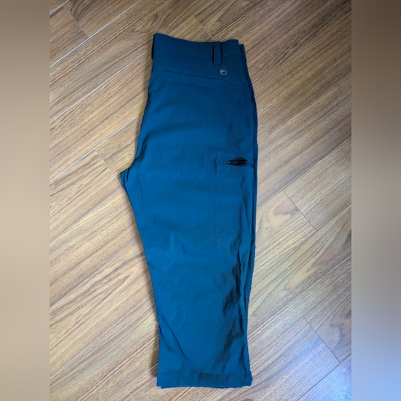 Denver Hayes Capri - Picture 2 of 7